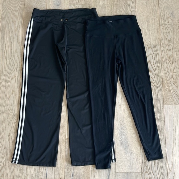 Bundle of 2 sweatpants - Picture 2 of 9
